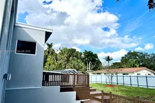2536 Flamingo Ln, Fort Lauderdale, FL 33312 - Photo 34