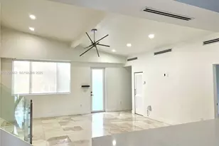 2536 Flamingo Ln, Fort Lauderdale, FL 33312 - Photo 16