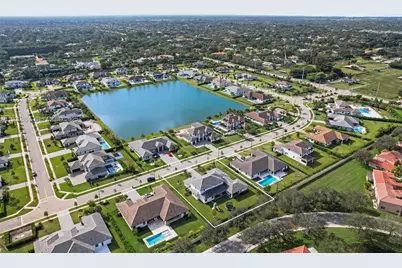 11035 N Sierra Ranch Dr, Davie, FL 33324 - Photo 2