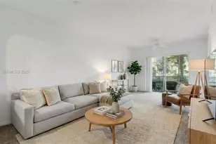 3600 Oaks Clubhouse Dr, Pompano Beach, FL 33069 - Photo 8