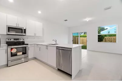 1870 SE 26th Ter, Homestead, FL 33035 - Photo 14