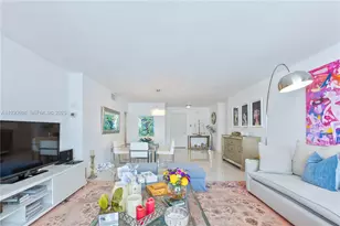 9801 Collins Ave, Bal Harbour, FL 33154 - Photo 10