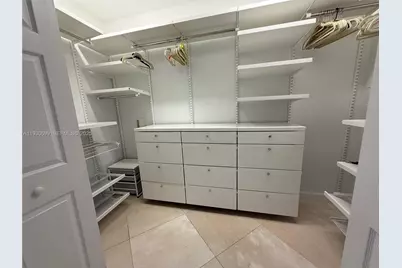 3610 Yacht Club Dr #713, Aventura, FL 33180 - Photo 6