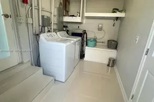 685 NE 50th Terrace, Miami, FL 33137 - Photo 36