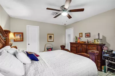 8851 NW 119th St #4304, Hialeah Gardens, FL 33018 - Photo 16