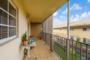 8851 NW 119th St, Hialeah Gardens, FL 33018 - Photo 24