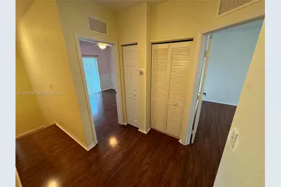 2452 SE 19th Ct, Homestead, FL 33035 - Photo 12