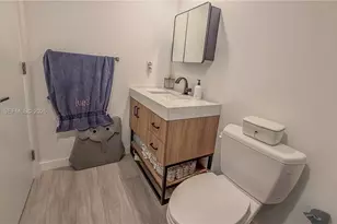 9801 Collins Ave, Bal Harbour, FL 33154 - Photo 36