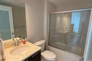 480 NE 30th St, Miami, FL 33137 - Photo 14