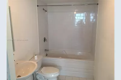 690 SW 1st Ct #1727, Miami, FL 33130 - Photo 14