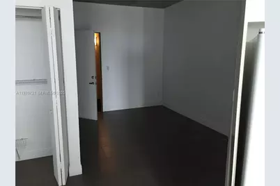 690 SW 1st Ct #1727, Miami, FL 33130 - Photo 6