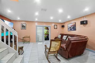 5297 NW 190th Ln, Miami Gardens, FL 33055 - Photo 10