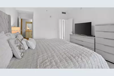 3340 NE 190th St #1101, Aventura, FL 33180 - Photo 26