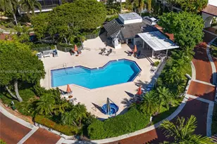 2000 S Bayshore Dr, Coconut Grove, FL 33133 - Photo 18