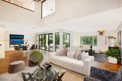 2000 S Bayshore Dr #27, Coconut Grove, FL 33133 - Photo 4