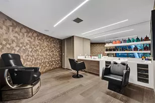 1000 Biscayne Blvd, Miami, FL 33132 - Photo 42