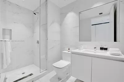 1000 Biscayne Blvd #3902, Miami, FL 33132 - Photo 16