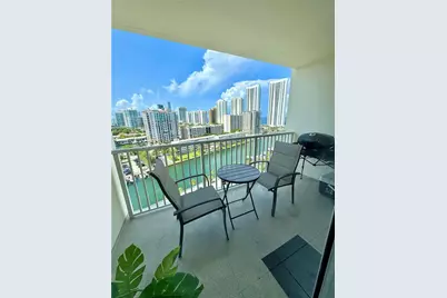 300 Bayview Dr #1603, Sunny Isles Beach, FL 33160 - Photo 18