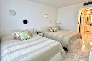 300 Bayview Dr, Sunny Isles Beach, FL 33160 - Photo 20