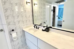 300 Bayview Dr, Sunny Isles Beach, FL 33160 - Photo 18