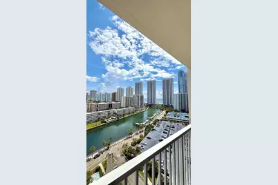 300 Bayview Dr #1603, Sunny Isles Beach, FL 33160 - Photo 2