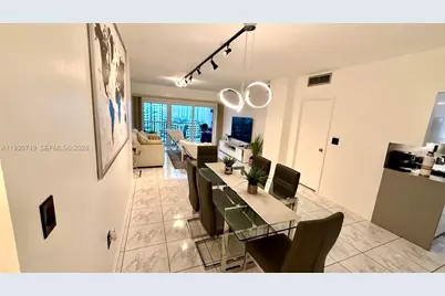 300 Bayview Dr #1603, Sunny Isles Beach, FL 33160 - Photo 2