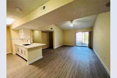 10670 SW 156th Pl #304, Miami, FL 33196 - Photo 8