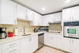 4001 S Ocean Dr, Hollywood, FL 33019 - Photo 10