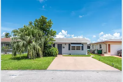 8521 NW 57th Ct, Tamarac, FL 33321 - Photo 12