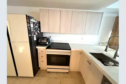 10275 Collins Ave #904, Bal Harbour, FL 33154 - Photo 22
