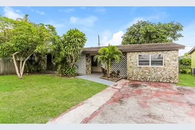 7560 Venetian St, Miramar, FL 33023 - Photo 2