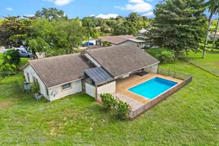 2940 NW 114th Way, Coral Springs, FL 33065 - Photo 4