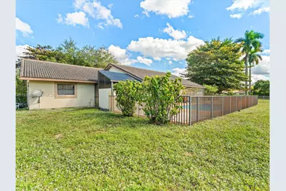 2940 NW 114th Way, Coral Springs, FL 33065 - Photo 48