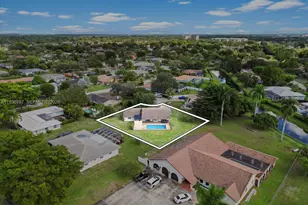 2940 NW 114th Way, Coral Springs, FL 33065 - Photo 2