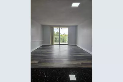 6930 Miami Gardens Dr #1-412, Hialeah, FL 33015 - Photo 10