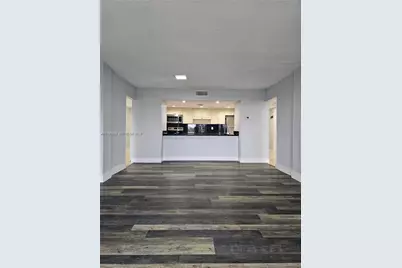 6930 Miami Gardens Dr #1-412, Hialeah, FL 33015 - Photo 2