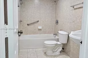 6930 Miami Gardens Dr, Hialeah, FL 33015 - Photo 8