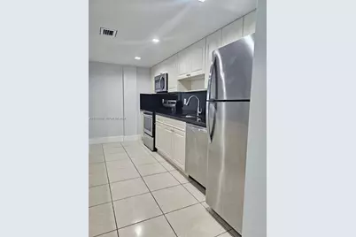 6930 Miami Gardens Dr #1-412, Hialeah, FL 33015 - Photo 14
