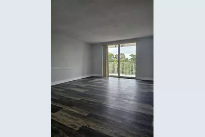6930 Miami Gardens Dr #1-412, Hialeah, FL 33015 - Photo 4