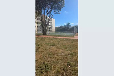 6930 Miami Gardens Dr #1-412, Hialeah, FL 33015 - Photo 24
