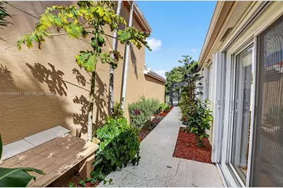 8091 Nadmar Ave, Boca Raton, FL 33434 - Photo 44