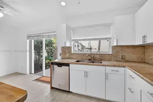 8091 Nadmar Ave, Boca Raton, FL 33434 - Photo 10