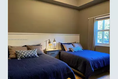 20000 E Country Club Dr #114, Aventura, FL 33180 - Photo 18