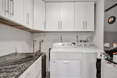 902 Mandarin Isle #2, Fort Lauderdale, FL 33315 - Photo 10