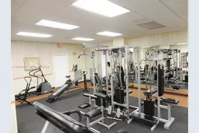 231 174th St #LO-5, Sunny Isles Beach, FL 33160 - Photo 2