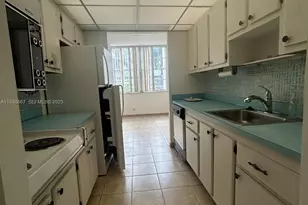 231 174th St, Sunny Isles Beach, FL 33160 - Photo 8