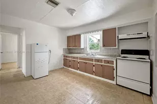 1269 SW 25th Ave, Fort Lauderdale, FL 33312 - Photo 6