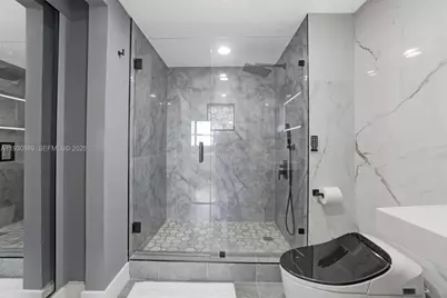 19501 W Country Club Dr #1202, Aventura, FL 33180 - Photo 18