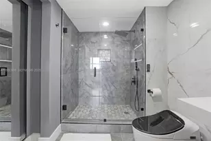 19501 W Country Club Dr, Aventura, FL 33180 - Photo 18