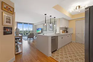 19501 W Country Club Dr, Aventura, FL 33180 - Photo 4